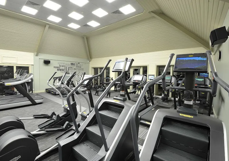 Iron Paradise Gym & Fitness Centre