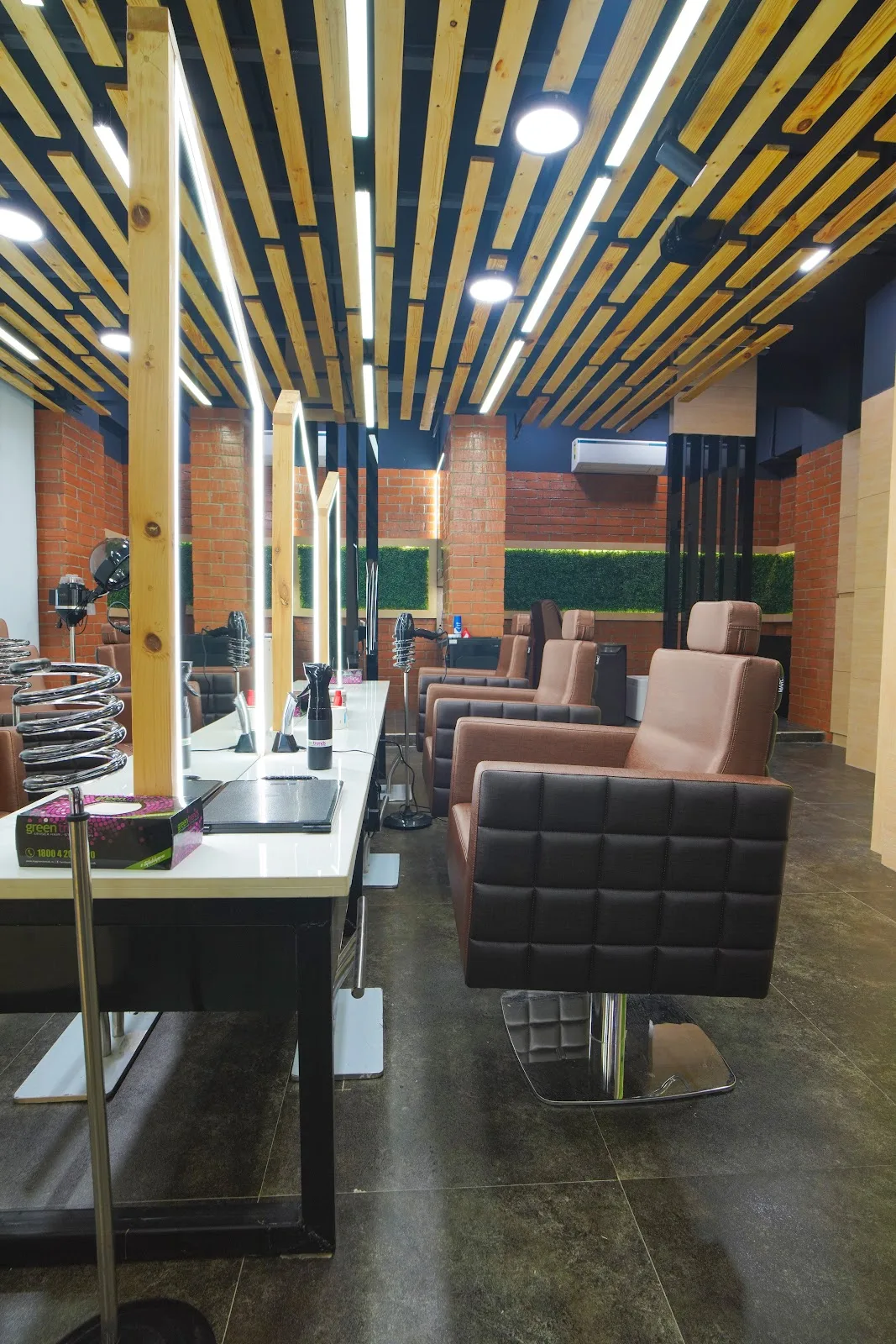 Green Trends Unisex Salon, Mallampet, Bachupally