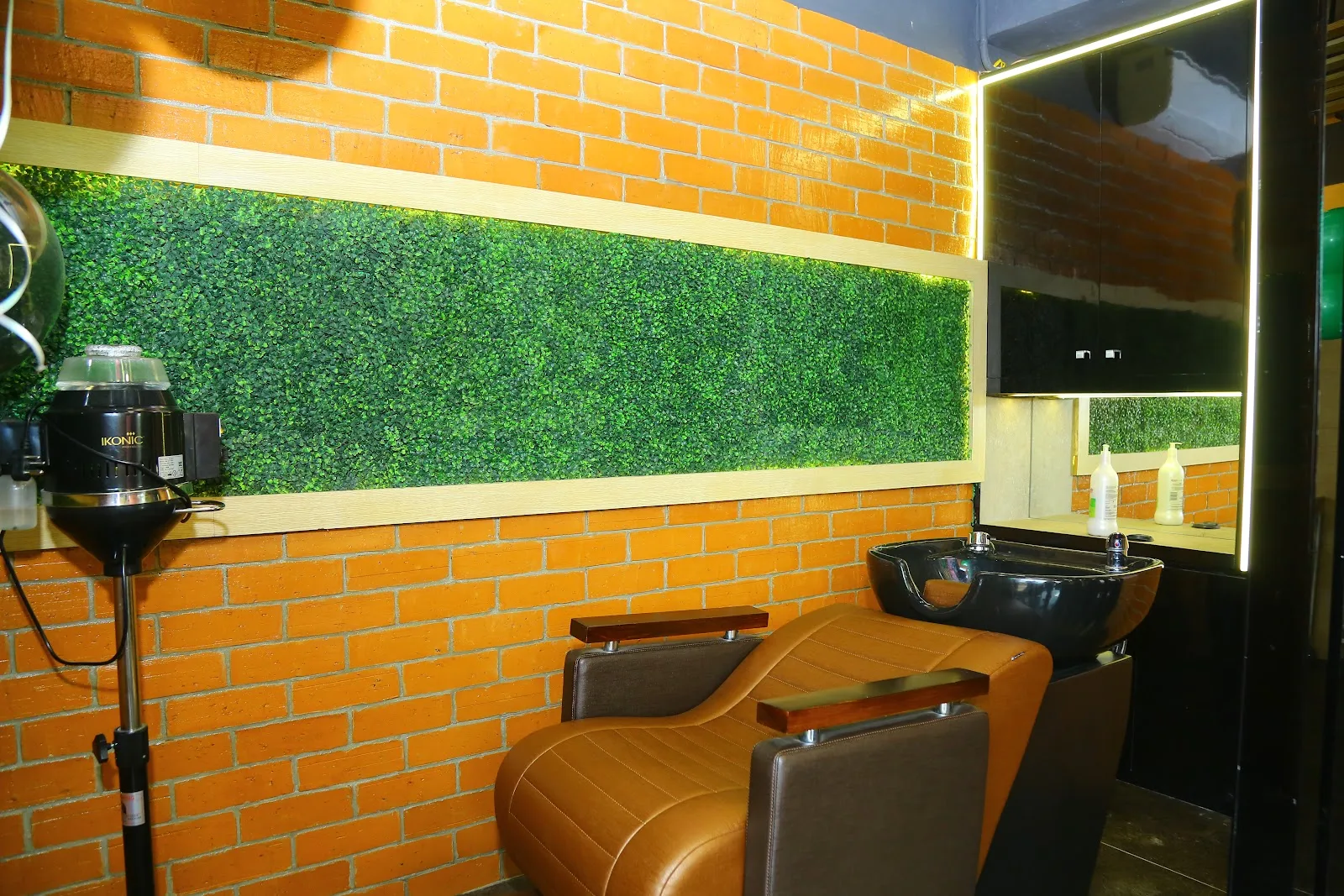 Green Trends Unisex Salon, Mallampet, Bachupally