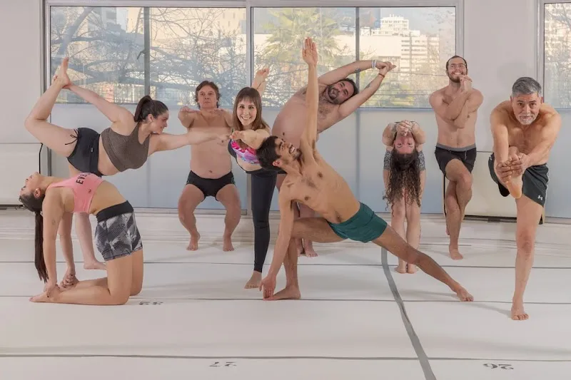 Hot Yoga Ñuñoa