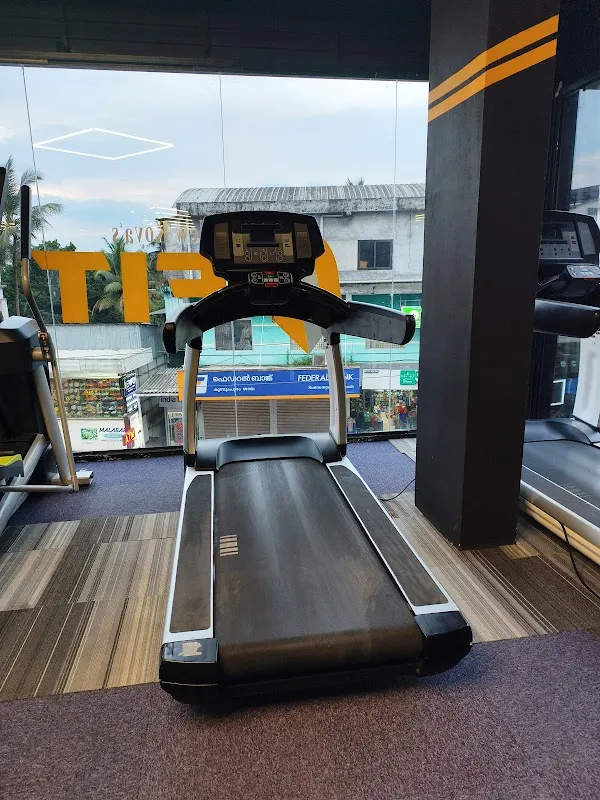 New koyas fit land gym