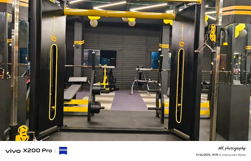 New koyas fit land gym