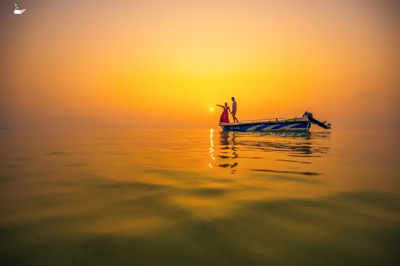 ShutterBoat