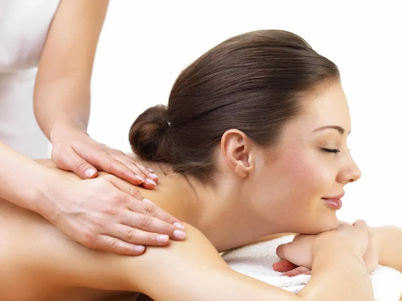 Niki home massage service