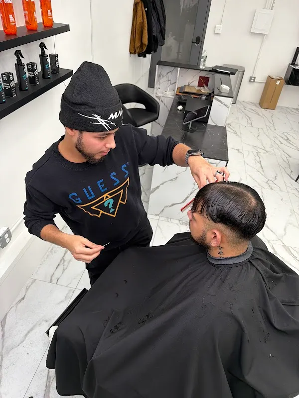 Sanovs Hair Studio