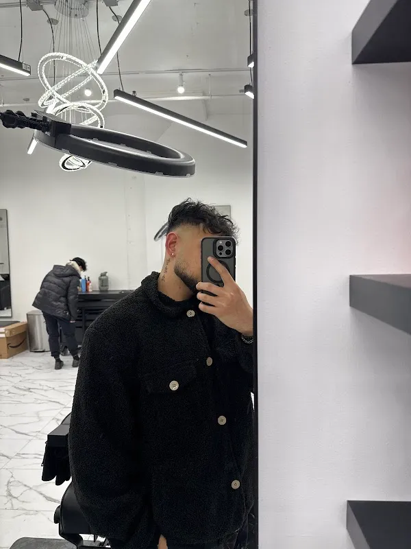 Sanovs Hair Studio