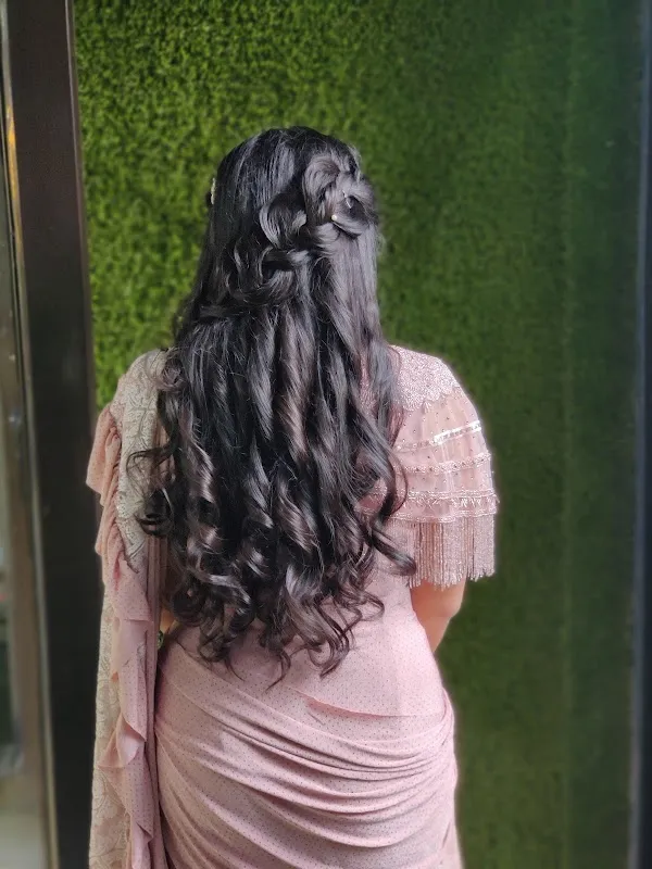 BB's Salon By Pooja