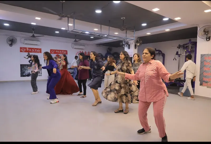 Fit N Fab Prime | Zumba classes near me l Dance classes for kids in pitampura l Aerobic fitness center near me