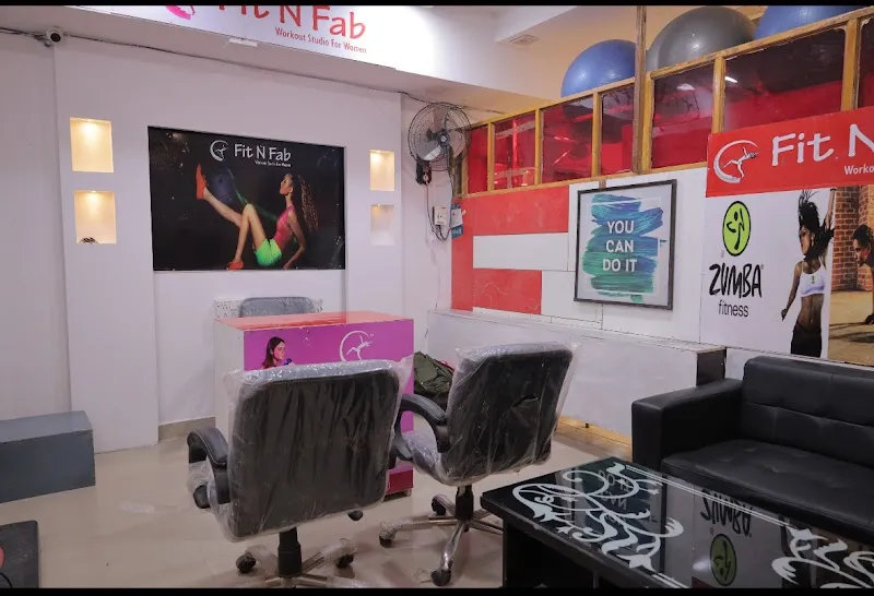 Fit N Fab Prime | Zumba classes near me l Dance classes for kids in pitampura l Aerobic fitness center near me