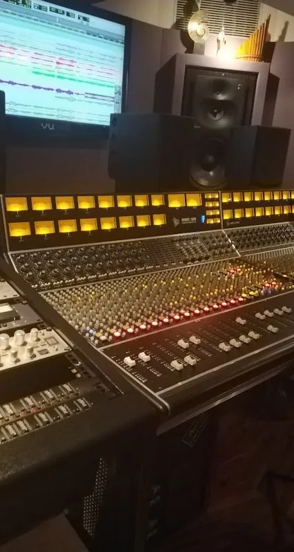 In The Mix Studio
