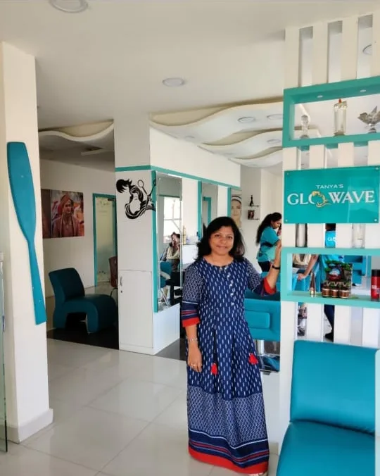 GloWave Beauty Studio