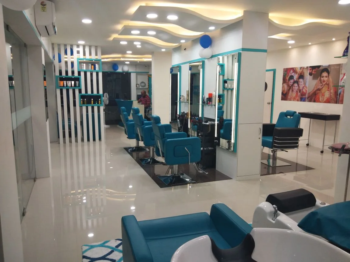 GloWave Beauty Studio
