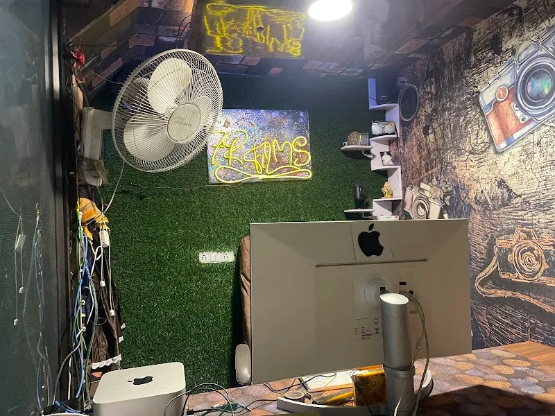 7R FILM STUDIO