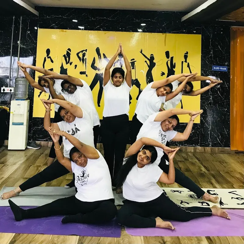 VR ARTS & FITNESS STUDIO FOR WOMEN