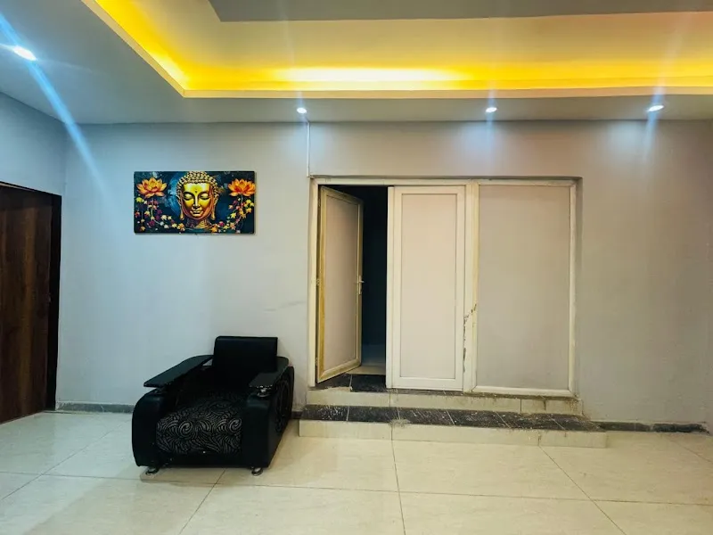 Crown Male To Male Spa Aya Nagar Delhi