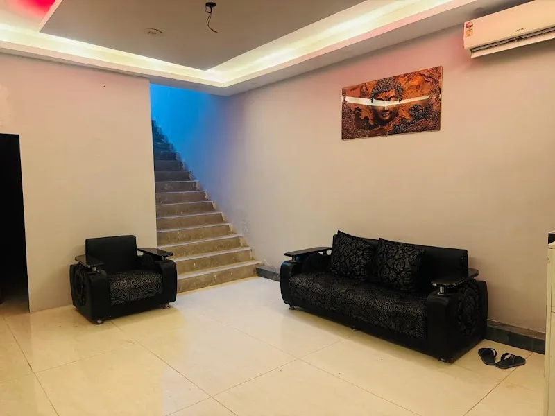Crown Male To Male Spa Aya Nagar Delhi