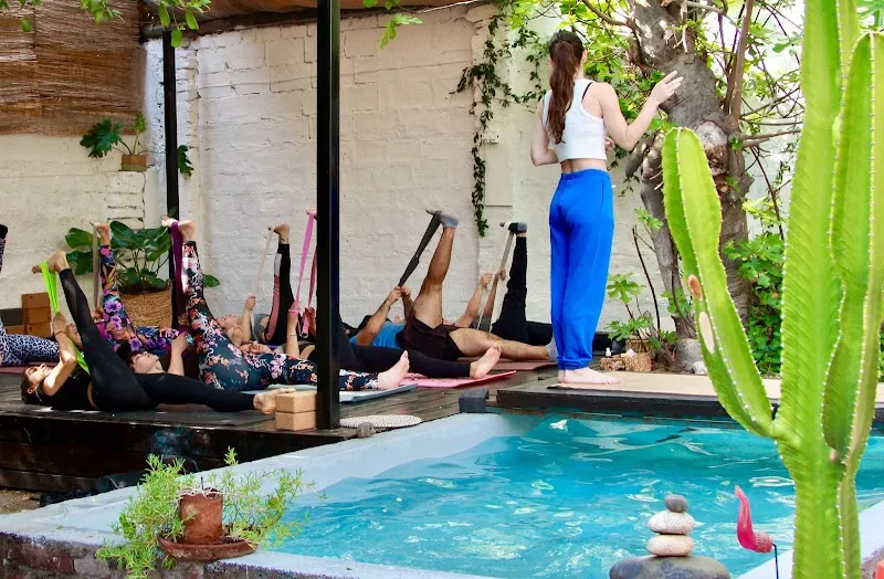Sala 707 | Yoga & Bienestar en Santiago — Estudio Boutique