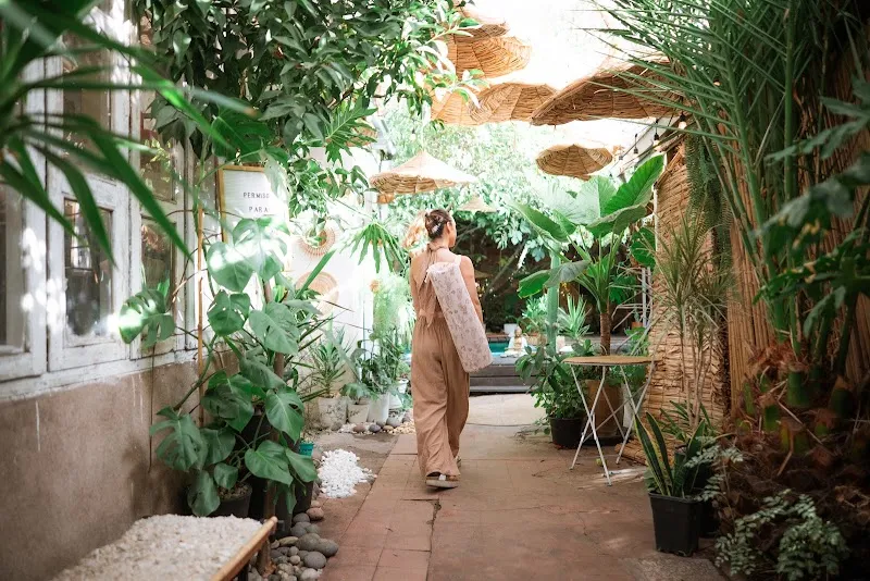 Sala 707 | Yoga & Bienestar en Santiago — Estudio Boutique