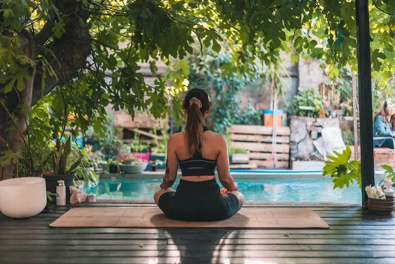 Sala 707 | Yoga & Bienestar en Santiago — Estudio Boutique