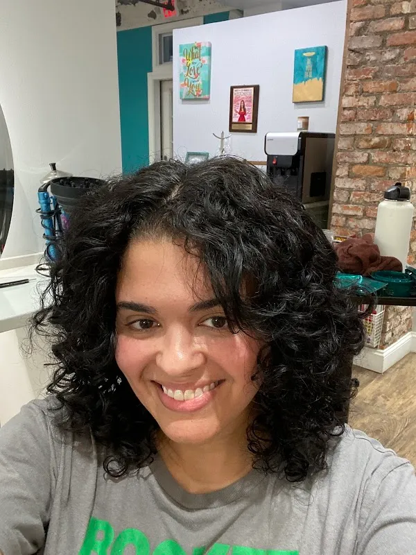 Salon Topaz Inc