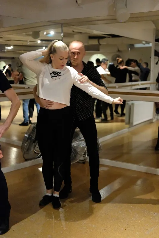 iDance Studio