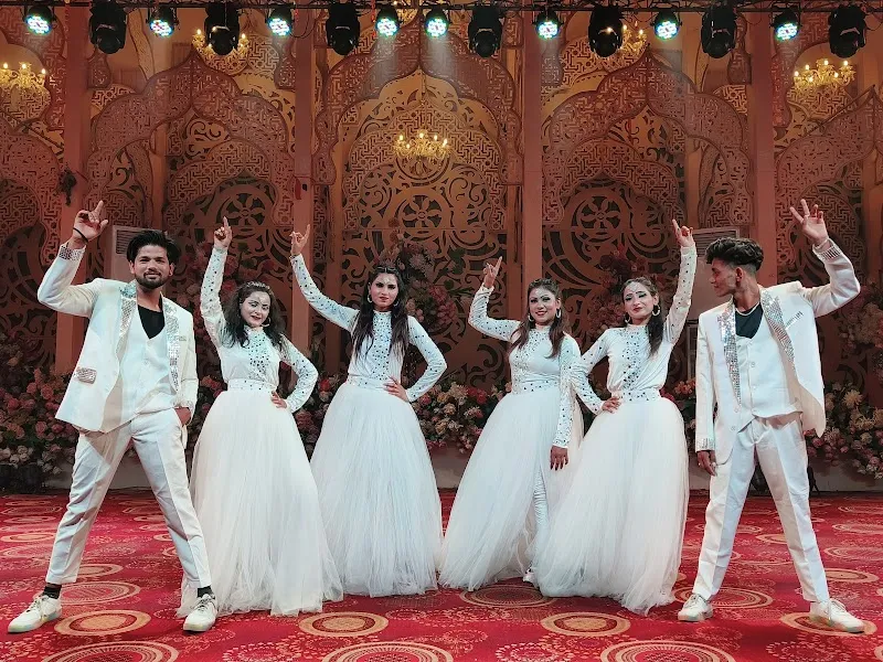 G Star dance Troup