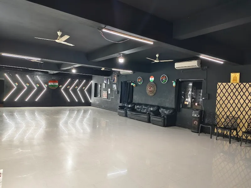 Sk dance station