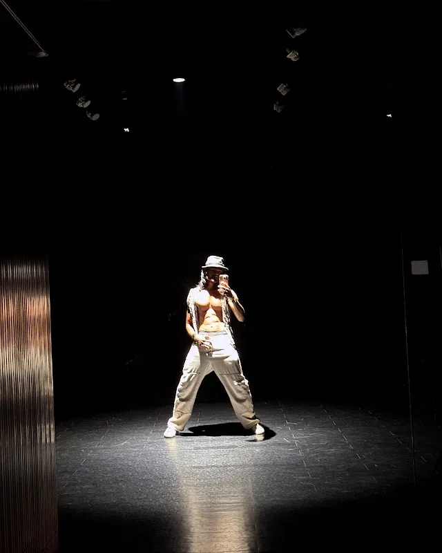 Vibin' Dance Studio