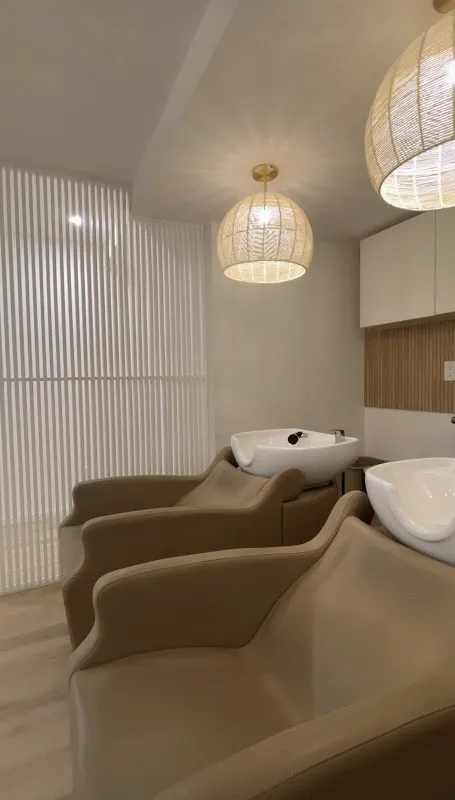 Palms Salon