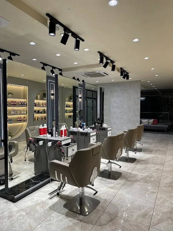 Hair Emporio Unisex Salon