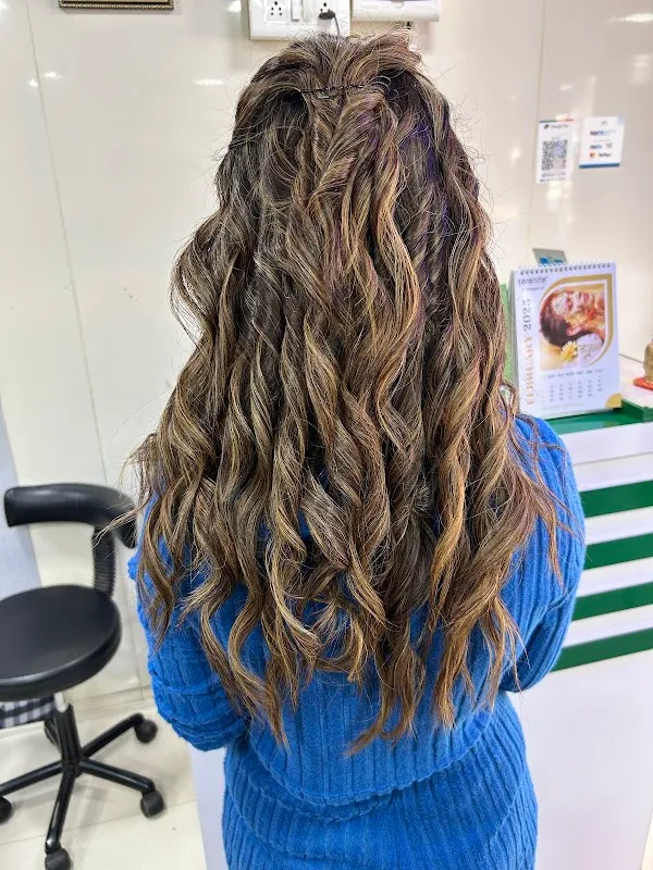STYLORIA UNISEX SALON