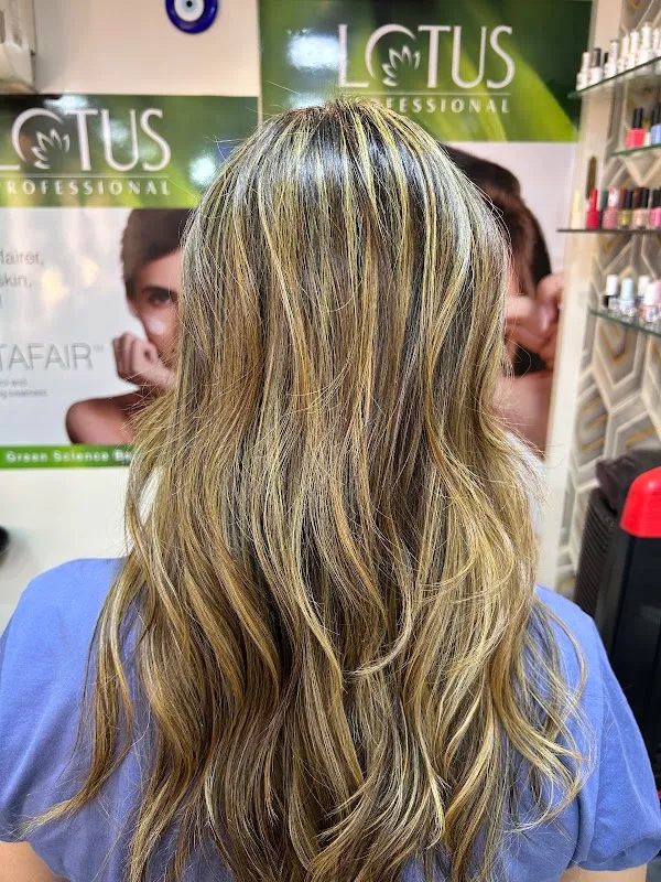 STYLORIA UNISEX SALON