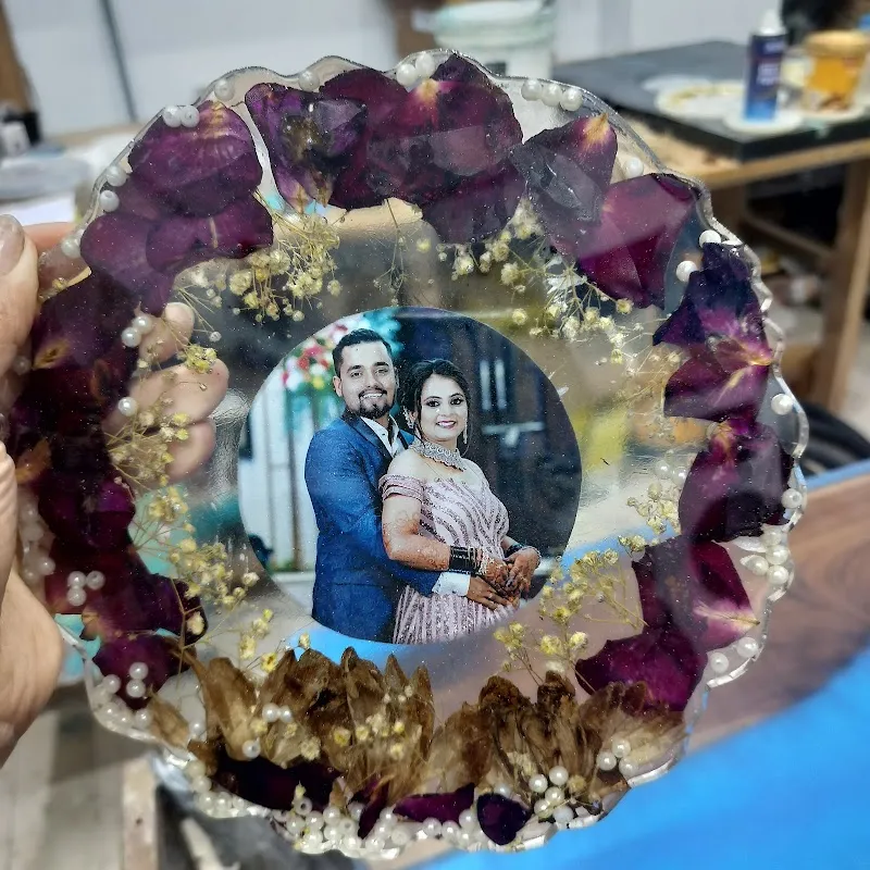 SONALI SINGH RAO resin artist/epoxy furniture/resin art workshop