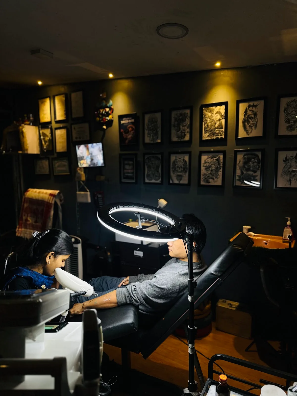 DARK SIDE TATTOO STUDIO : Best tattoo studio & Specialists in Permanent Tattoos & Piercings in narengi , guwahati