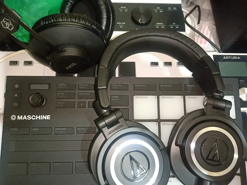 Tyag musics