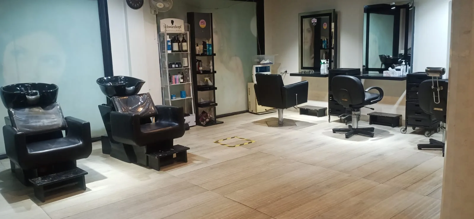 Lakme Salon in Annanagar,11th Main,Chennai