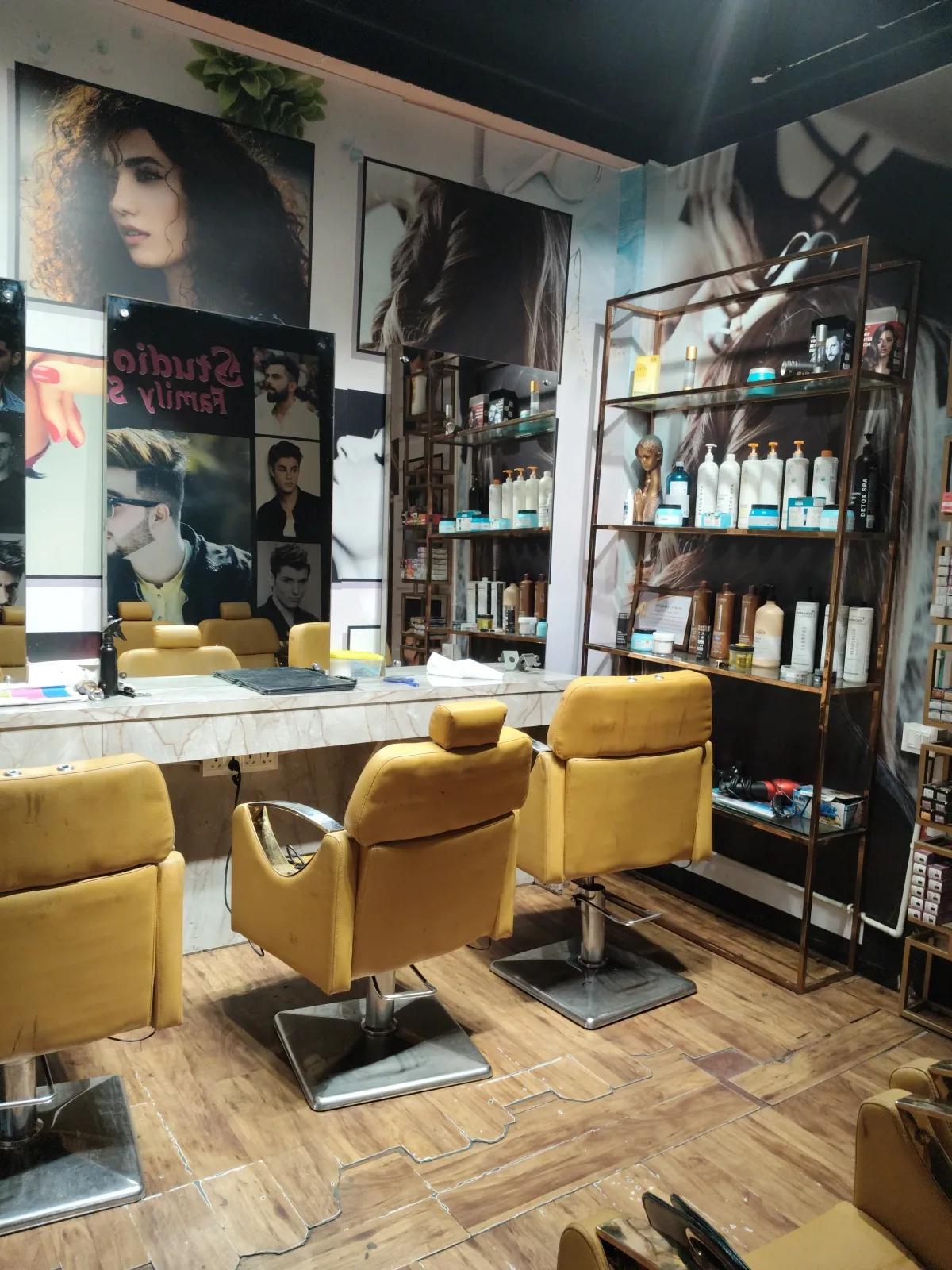 Studio-14 Family Salon