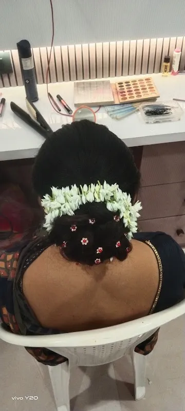 Kamesh makeup studio