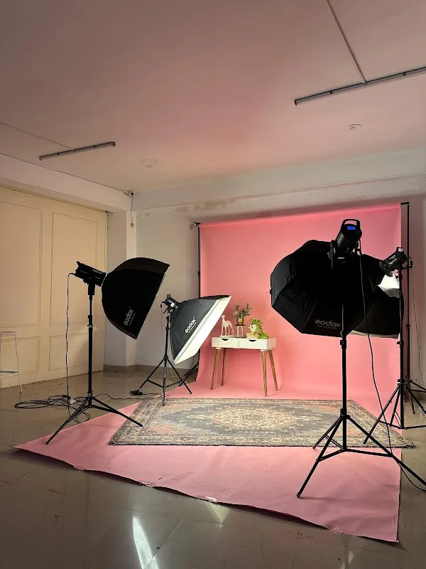 A1 Photography Studio on Rent
