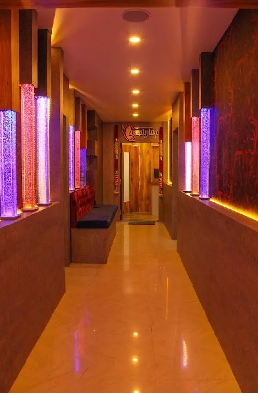 Beauty trend salon