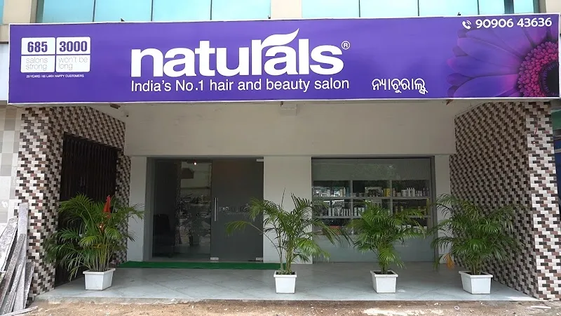 Naturals Spa & Salon