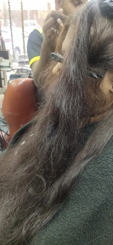 Yogi's HAIR FX salon