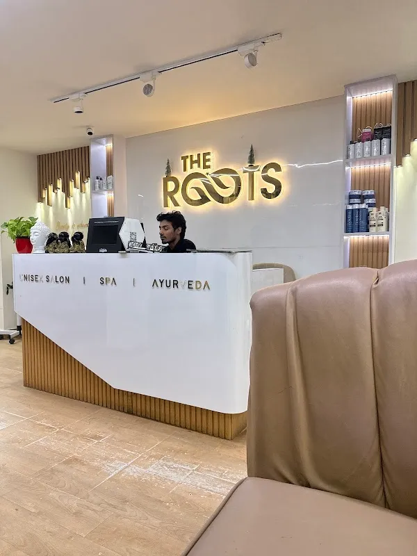 The Roots Salon & Spa Vazhuthacaud - Premium Beauty Salon | Luxury Salon in Vazhuthacaud