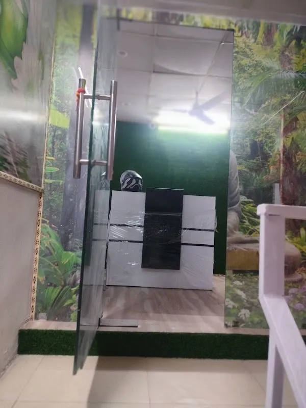 Moon spa & Saloon