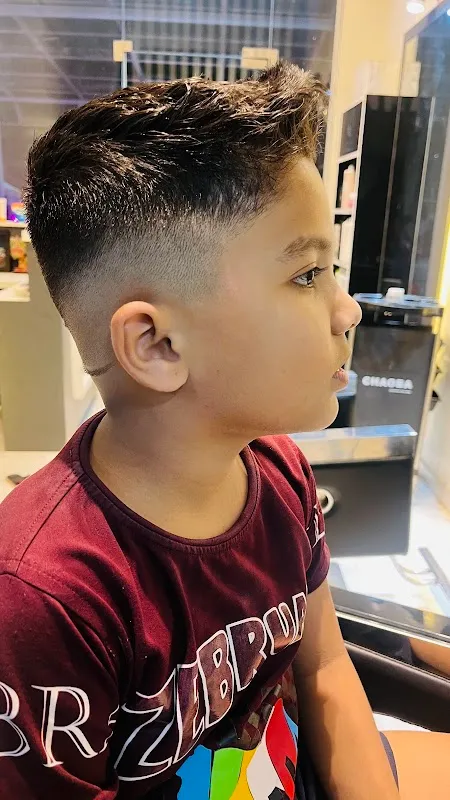 Cut & Care unisex salon academy