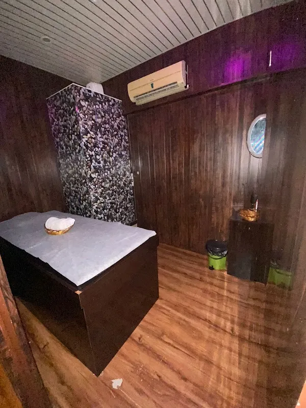 EVE Rose Spa - Massage Spa in Manpada Thane - Spa in Manpada Thane