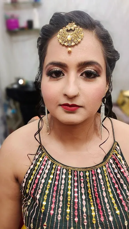 Shagun Beauty Parlour