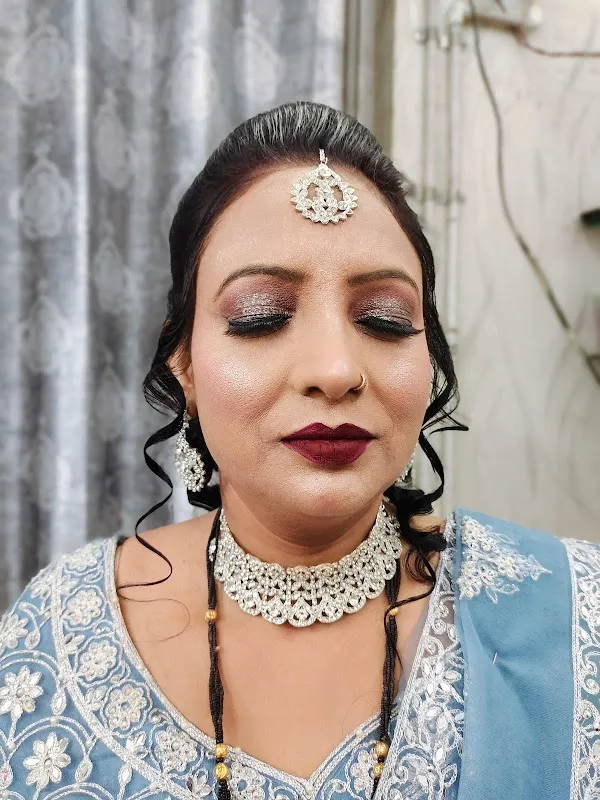 Shagun Beauty Parlour