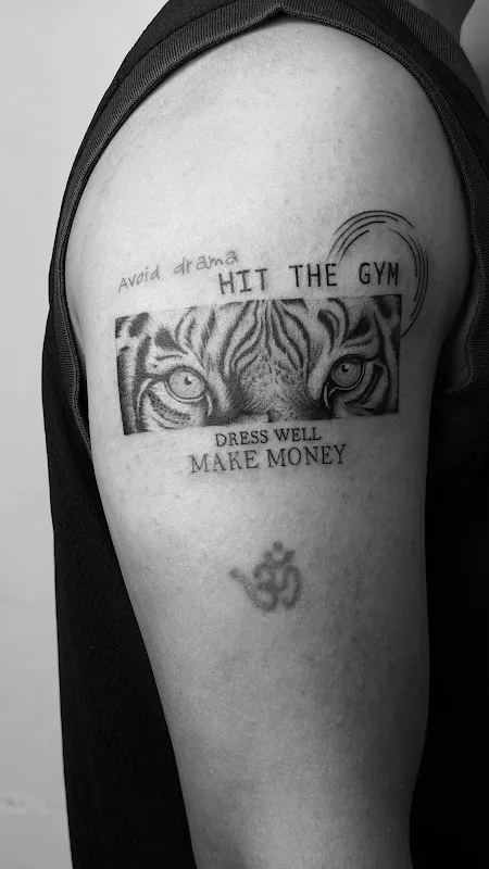 Max Tattooz & Piercing