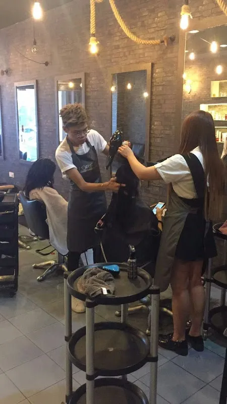 Moos hair studio